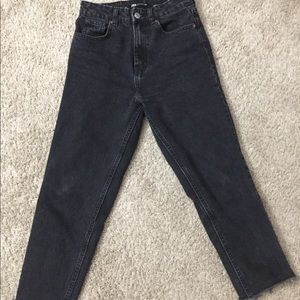 Zara black cut off mom jeans